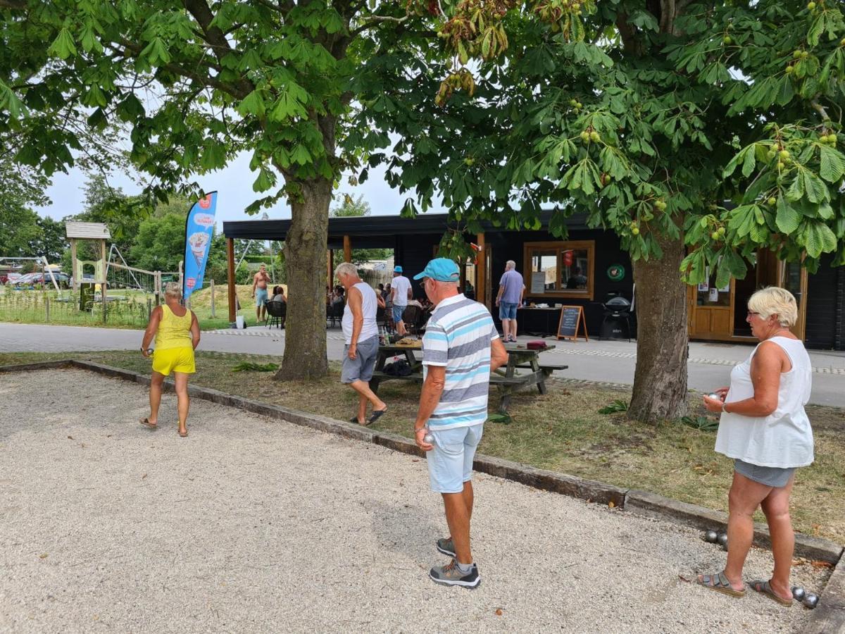 Chalet 556 Op Recreatiepark De Wielen Sint Maarten Zewnętrze zdjęcie